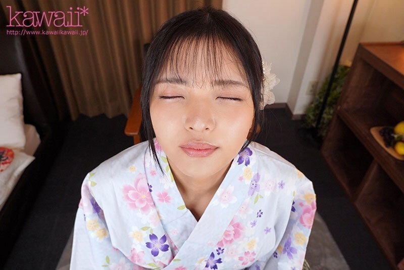 【VR】口下手で、シャイで、推しに弱い恋花ちゃん(すきぴ)を花火大会に誘ったら首を縦に振ってくれて勢い任せでラブホに入るとYESとも、NOとも言わないけど嫌がらないので打ち上げピストンでいっぱい喜ばせた初デートの夜 石井恋花 画像5