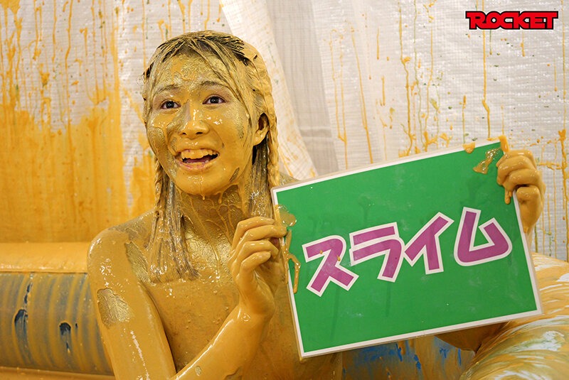ROCKET18周年記念作品 どろんこプールにドボン！ウェット＆メッシー（WAM）人間クレーンゲーム ～ボディペイントで巨大クレーンゲームのアームになって景品ゲットだぜ！～ 画像12