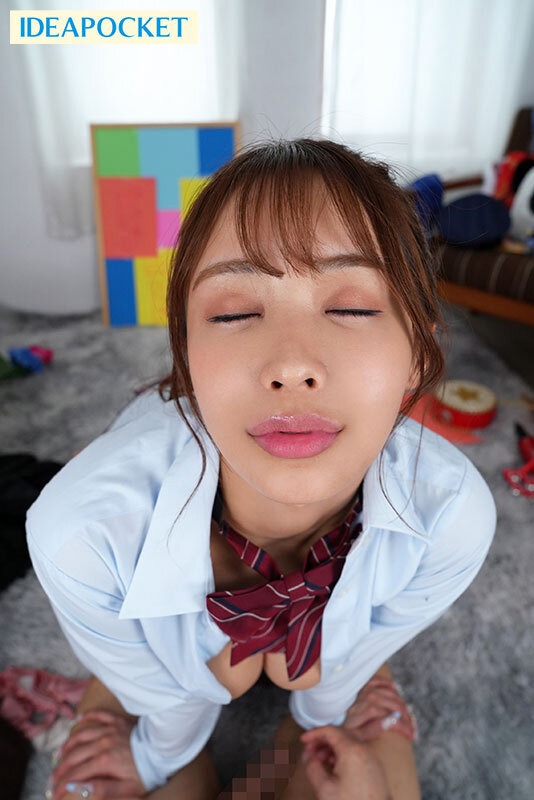 【VR】学園祭の出し物で使うメイド服をずっと好きだった友達のお姉ちゃんがきたら…ガン見不回避！たわわなGカップおっぱいむっちり太ももがエロい！絶対領域チ●ポ直立！こっそり二人でスケベ前夜祭 長浜みつり 画像9