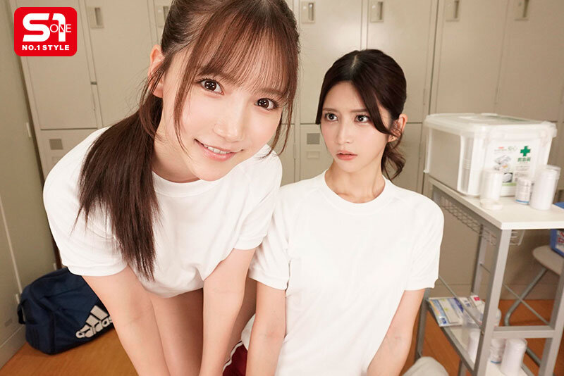 【VR】アオハル三角関係VR 素直になれない幼馴染の七ツ森りり あざとカワエロい後輩の三田真鈴 サッカー部の女子マネに迫られ誰もが羨むスレンダー美女ハーレムすけべ優勝 画像11